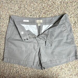 LOFT Gray Cargo Shorts with Streamlined Fit 4” Length